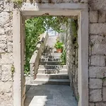 Lejlighed New Place In Old Town Of Trogir, Parking Trogir